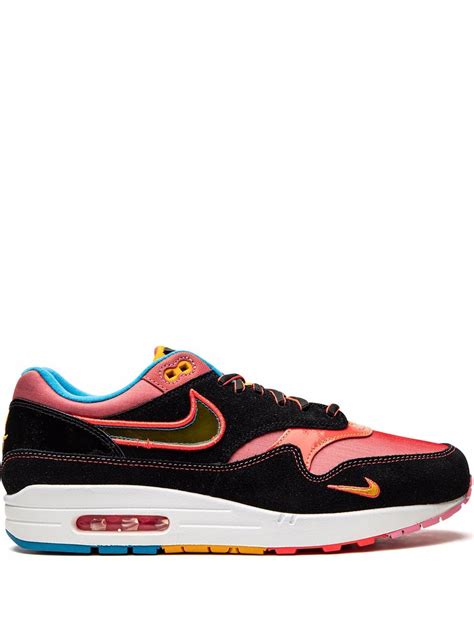 Nike Air Max chinatown shoes